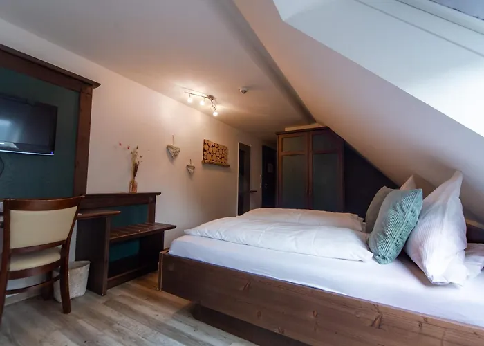 Restaurant Auerhahn Отель