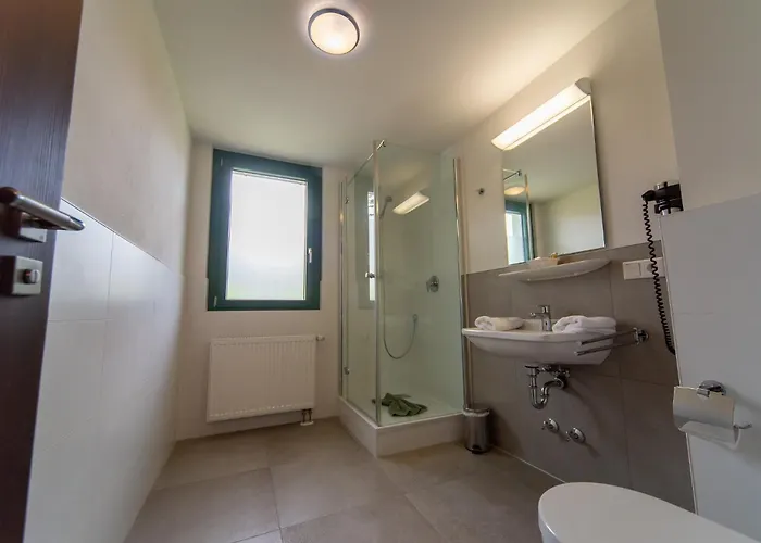 Отель Restaurant Auerhahn