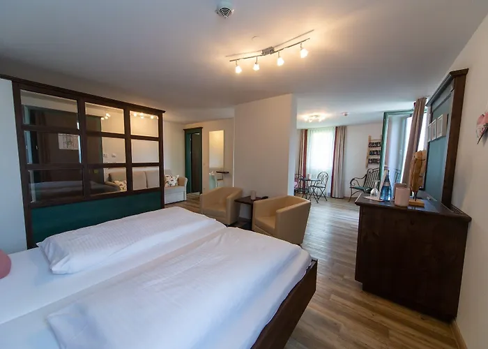 Отель Restaurant Auerhahn *